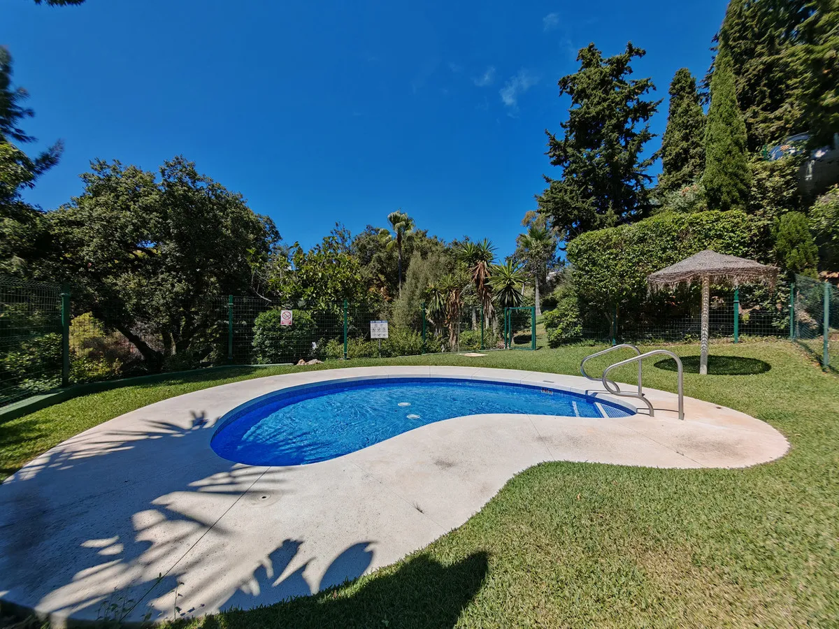 1eb88c2b-978c-415d-8ac8-2c468f62e5a2