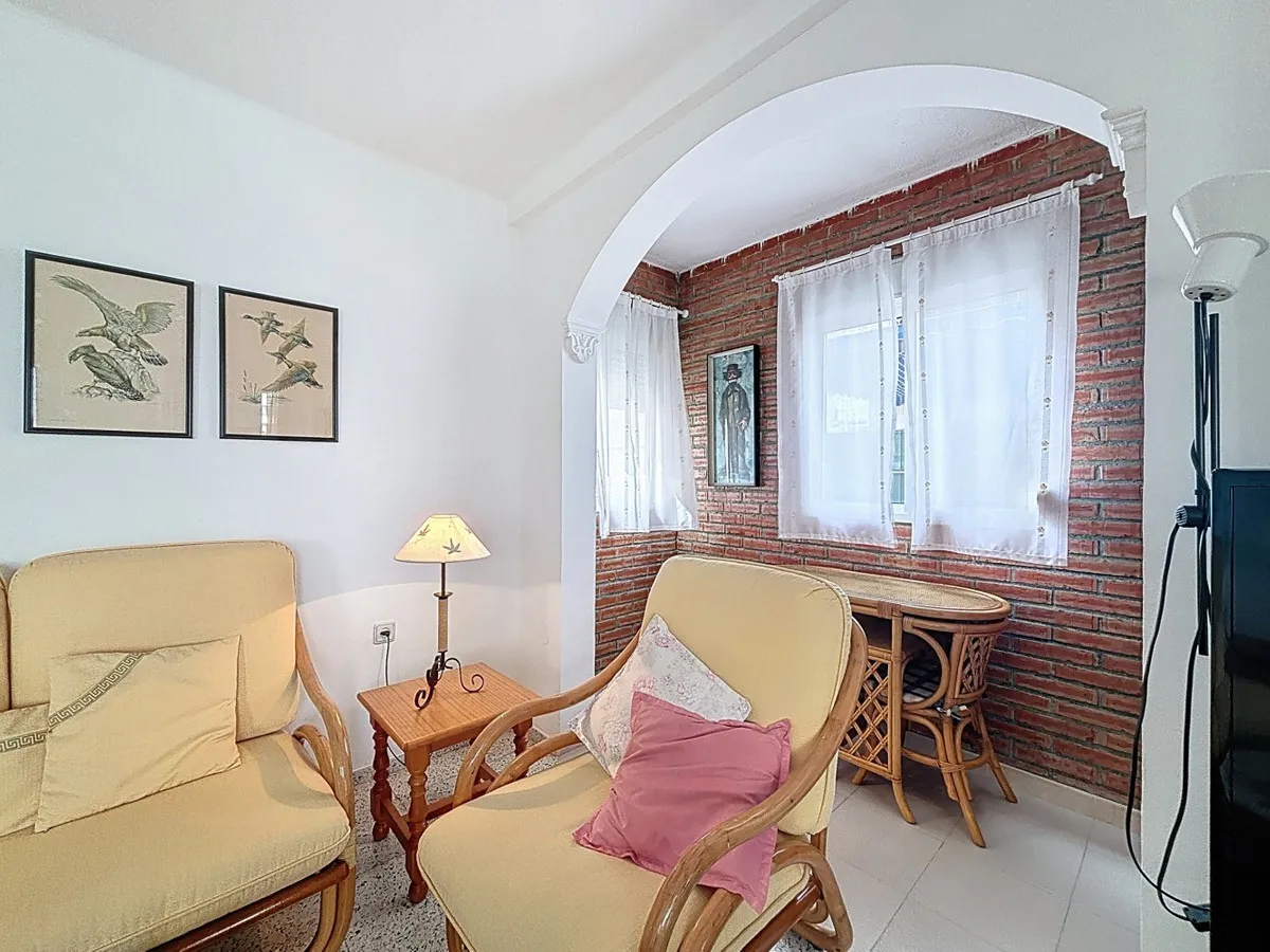 7b32bc7a-2ce9-4abf-bba1-7ee0e2767a79