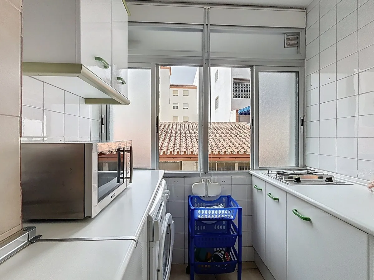 fe203331-c040-48e3-8492-8f0c0197b268