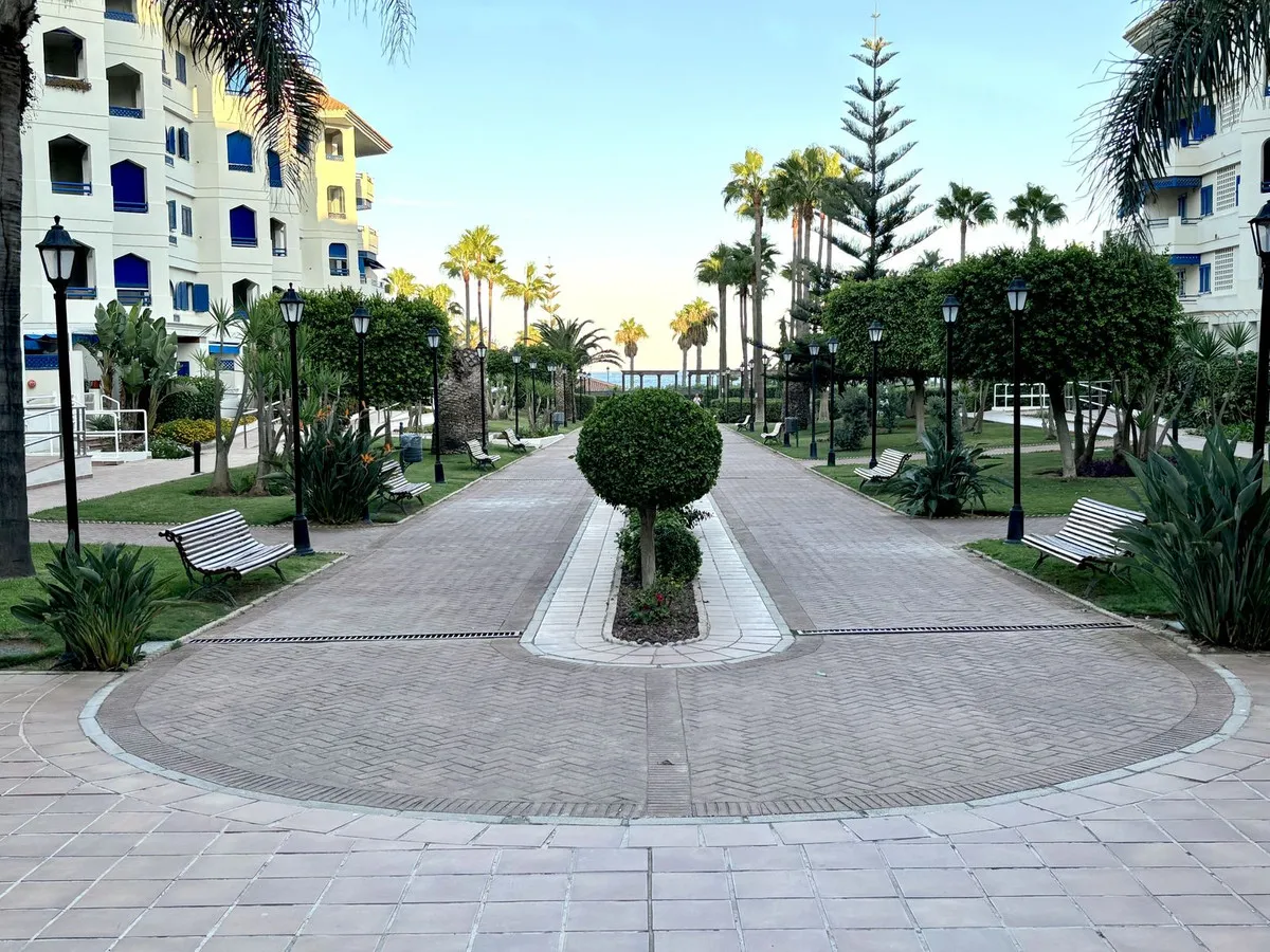 7331565b-d50b-482b-a654-acd86af90f37