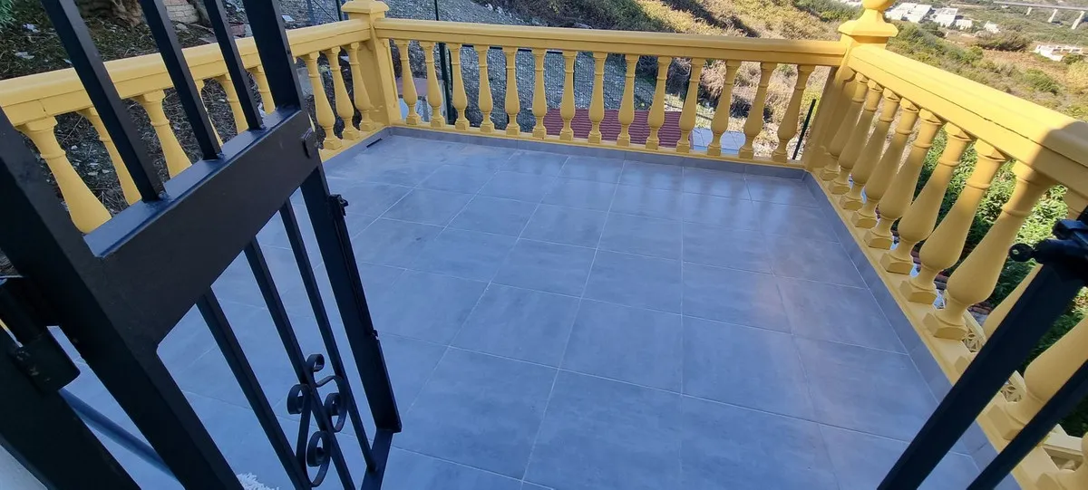 3056ea0d-bcb5-4ffe-b73b-5d873b0c1db2