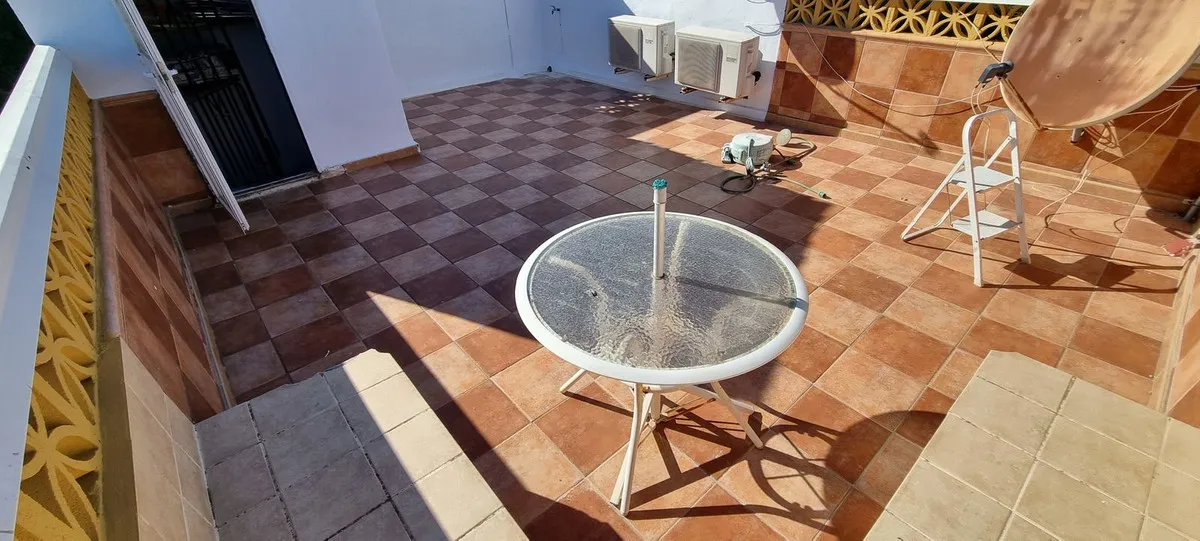 382fb74e-6f23-48b6-b0e7-0c054d902c50