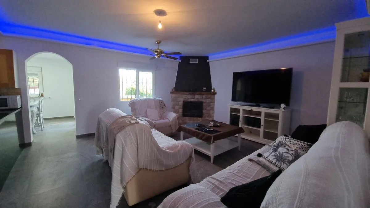 3a536ff3-6e56-4fd5-8c4e-eb7c641cd0ab