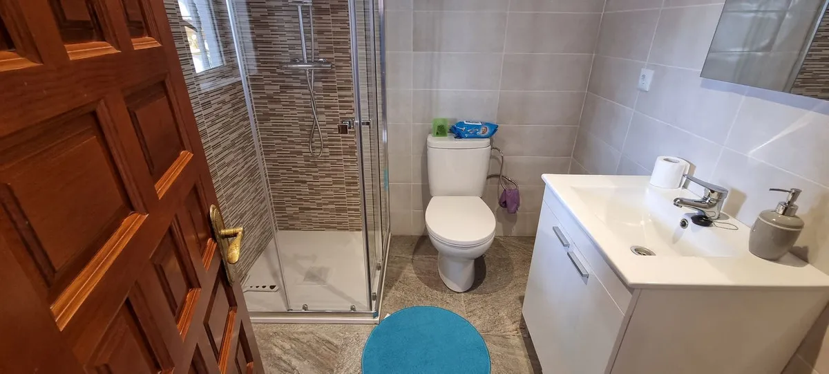 6b2f0913-d012-4304-9028-010de2c4bdeb