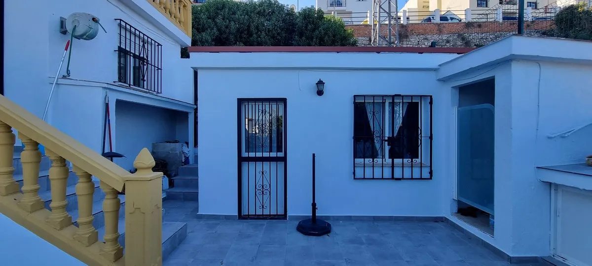 a6b6faf4-cdd1-42bf-8c4e-ad92119751a0