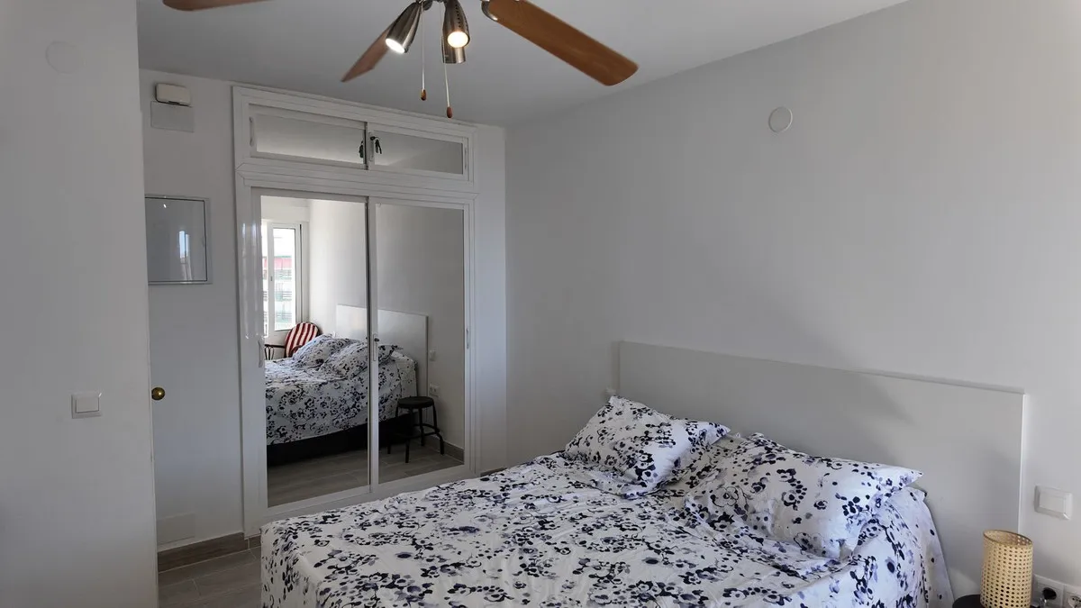 45f1d387-721b-4186-aed9-a0b98c2a7a4e