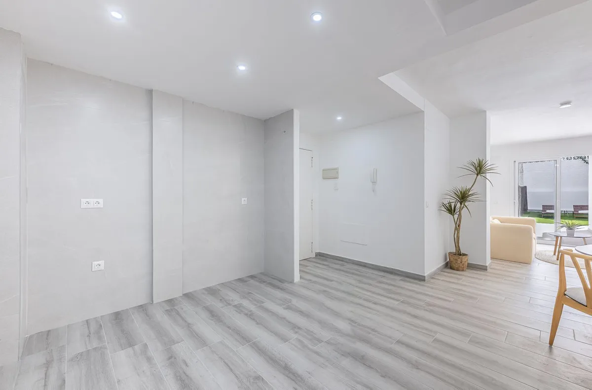 4d32b3d9-1731-4ae8-bd2a-409da8d1612c