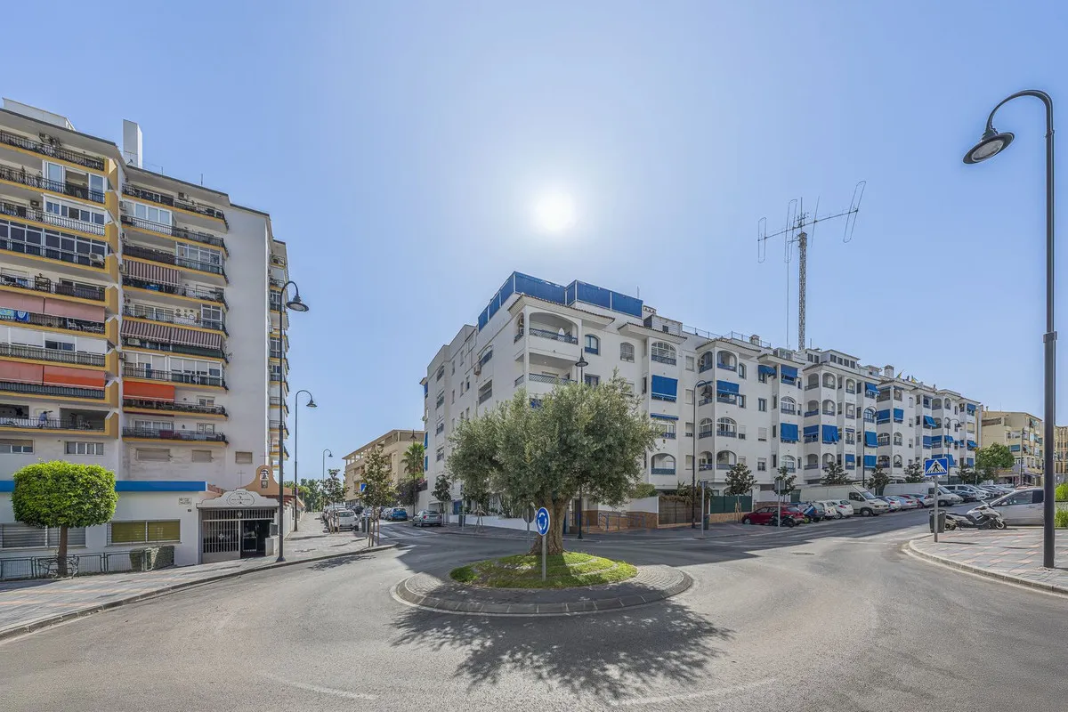 8610f9a2-dd6e-42b3-a1a3-1b3f441d3a15