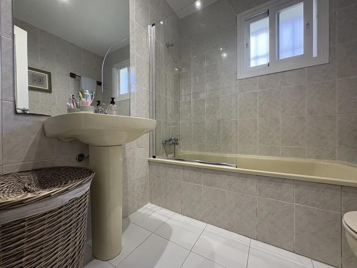 1c7850d7-407d-44db-8c6b-d03091e95614