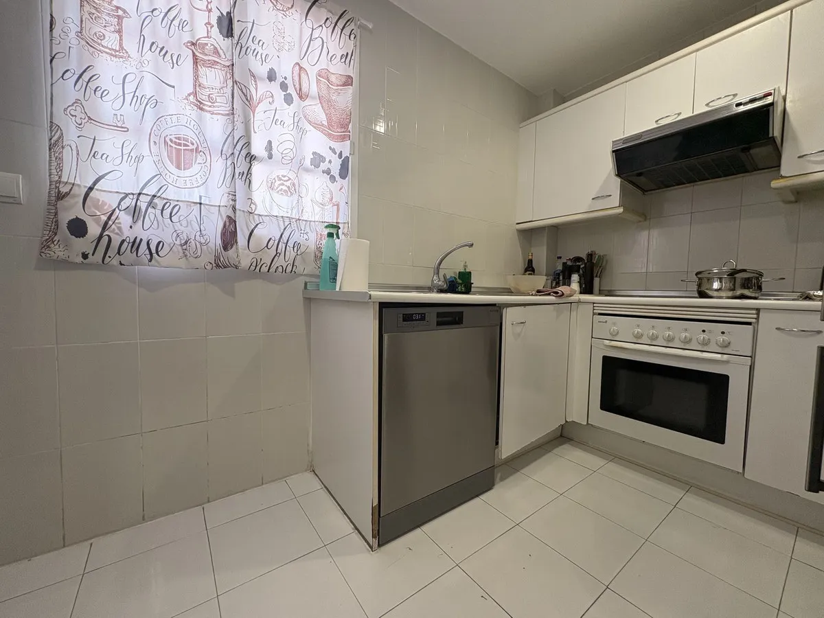 e942f000-ebe1-4d49-99fc-9d7db9366792