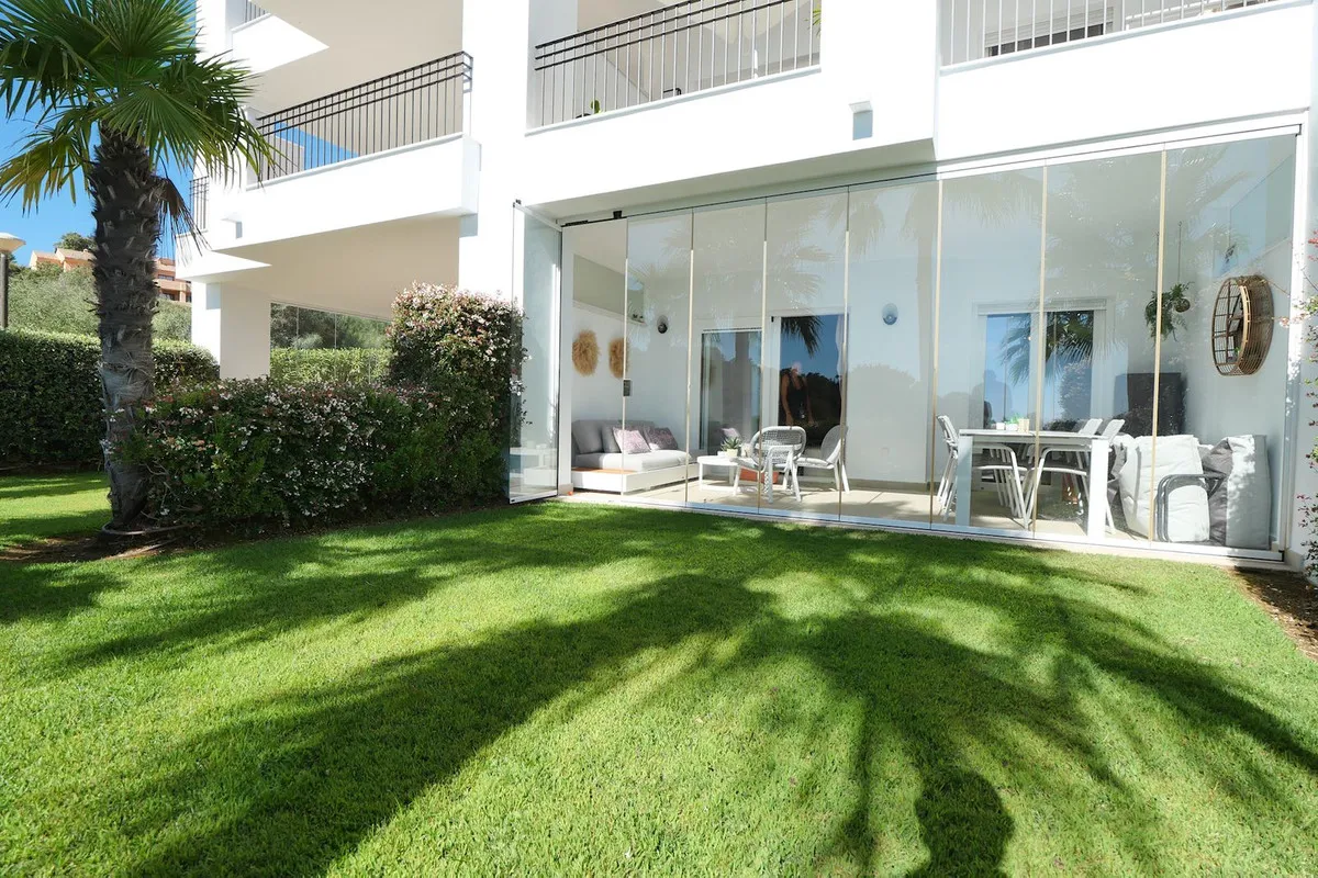 5c74e1a1-4caf-4bd3-a868-5a14553c5953