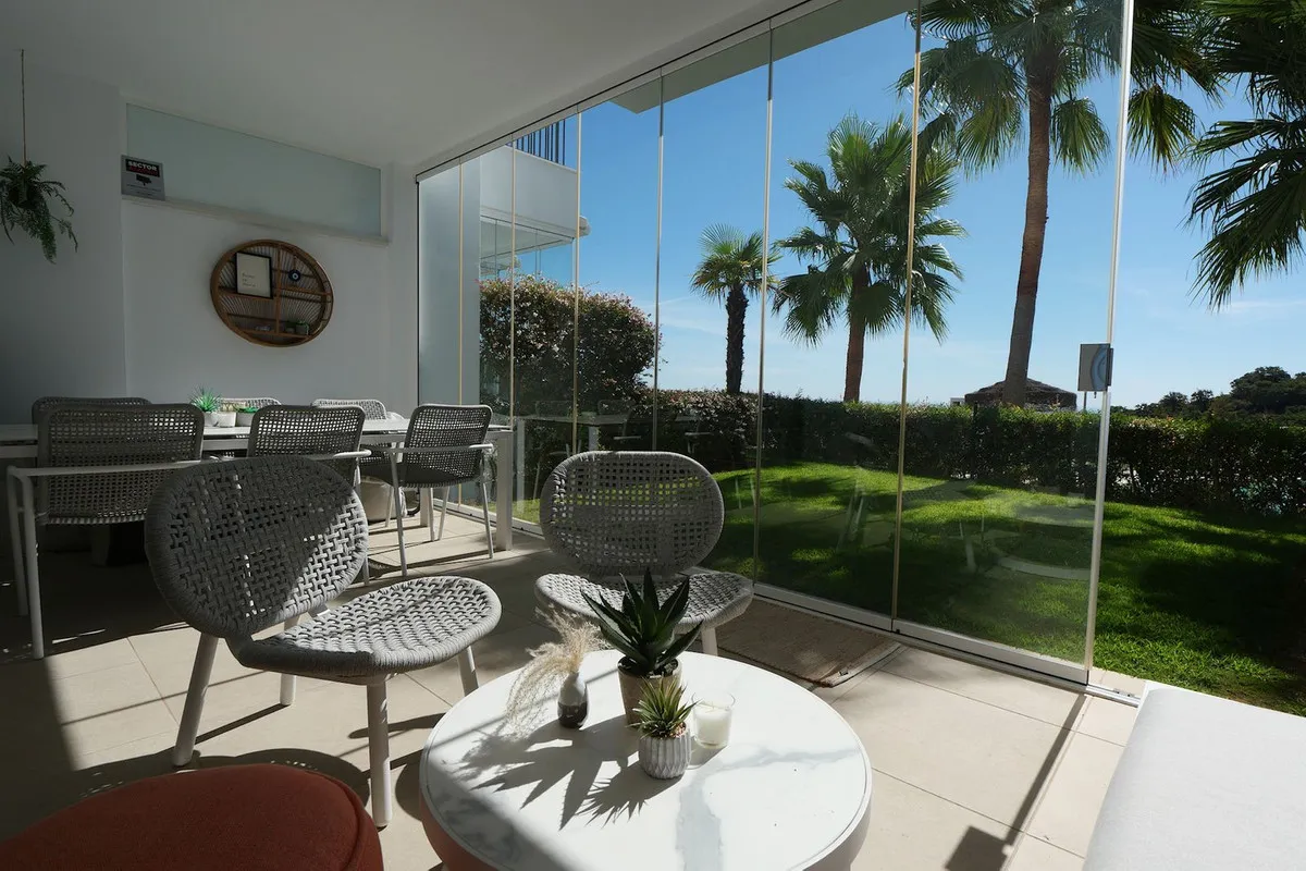 6410897e-3bd2-40b7-8296-7b63d1ffb115