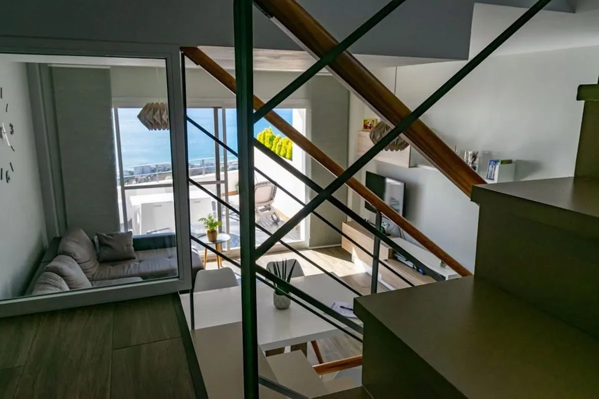 b89c969e-80ba-4f83-892a-cf5f4c9e3df1