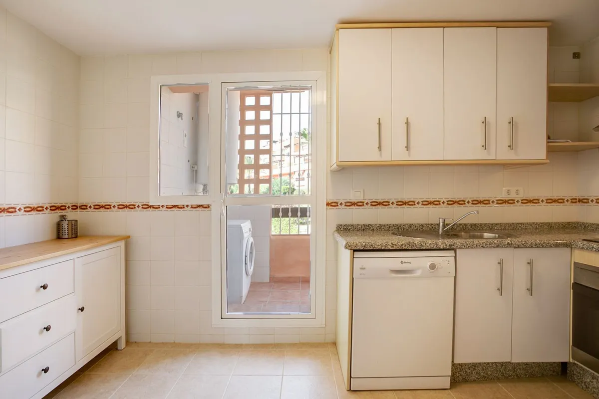 646bdaa0-05cb-436a-b9a1-979425ebd914