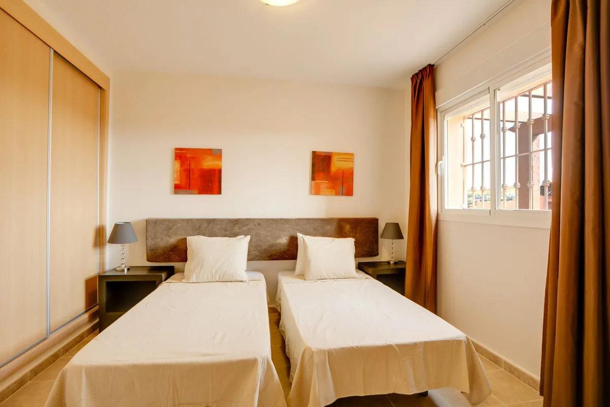 69d1f337-b1c5-4fae-96d5-deb910d5c335