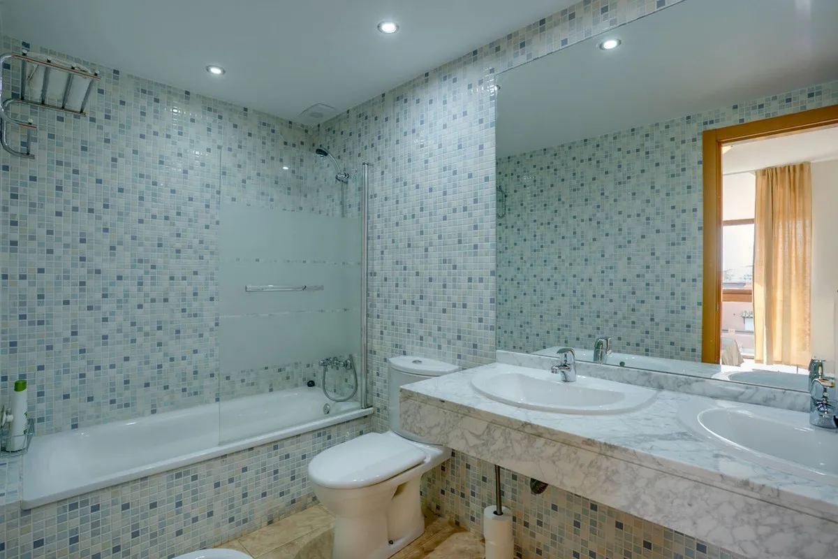 a7339a29-dc45-4f14-9803-241399f1319f