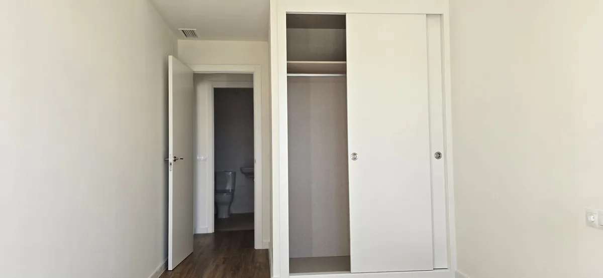 7c083a60-300b-4944-8dbd-a51a1a08b487