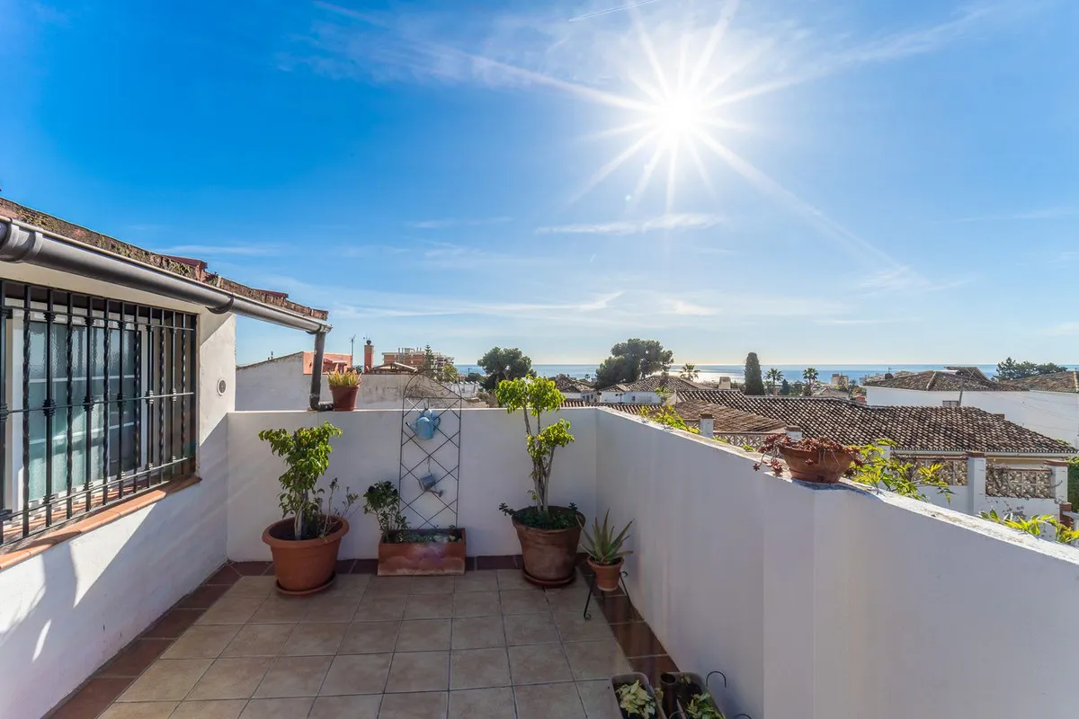 0f992159-01de-4230-b8d5-ffe1cd6a9074