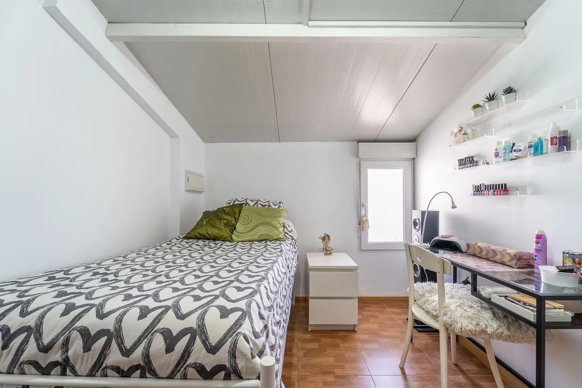 1cdcb0c9-f461-4f68-b4ce-69bf87336881