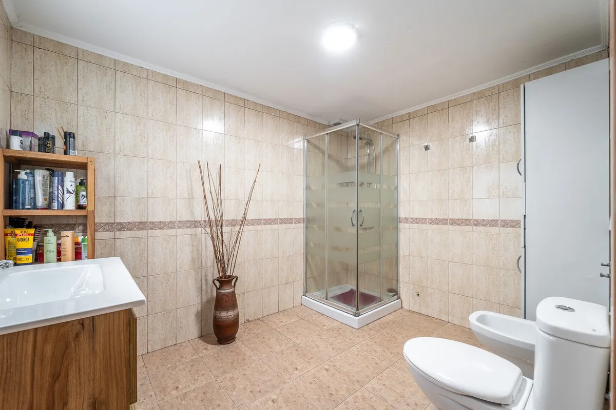 5d33a94e-3fa7-4903-a216-2e06c89d2a31