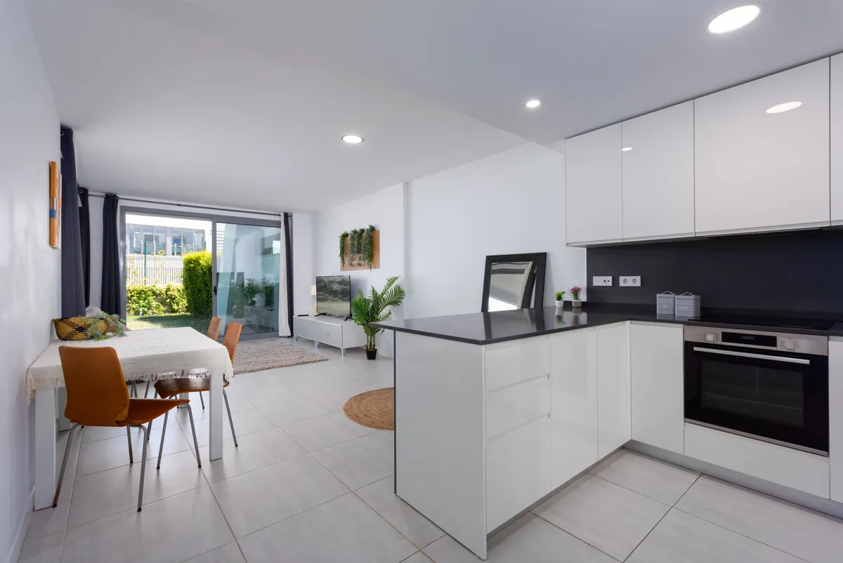 83a83d94-db36-454d-a487-e81541f346eb