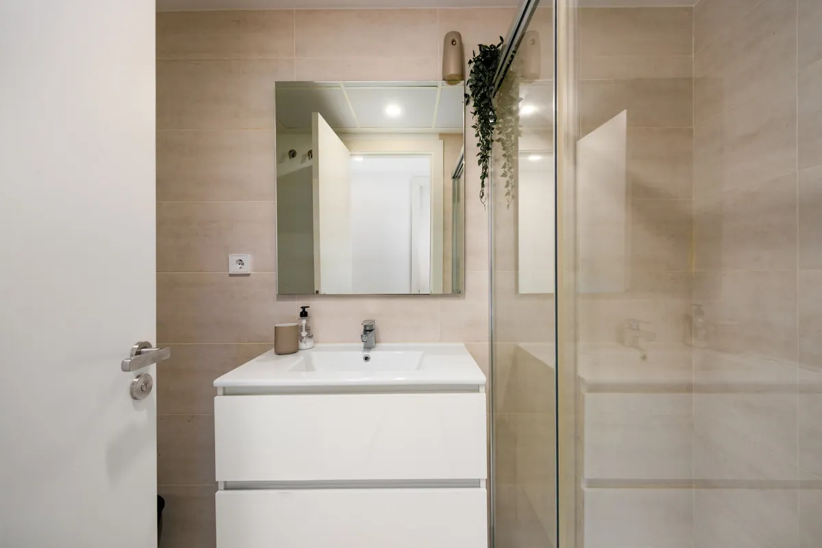 a2b5ef75-ee29-4b20-a544-8063b6ebd69f