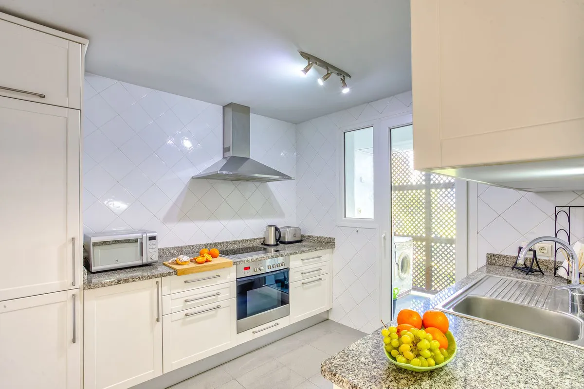 b2c7802d-484a-4ef9-8a7a-adef558ca89b