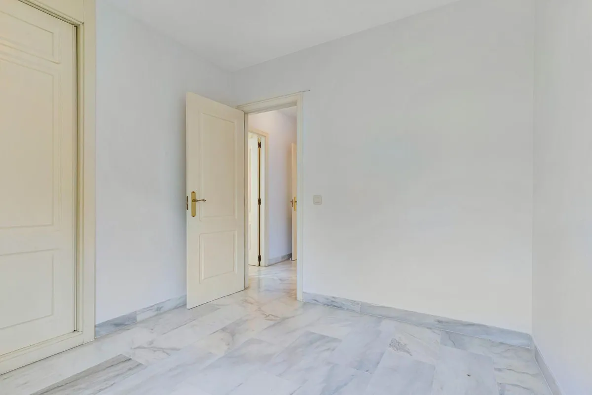 2b3bd3aa-bb15-41cf-9808-f8e58863a3d1