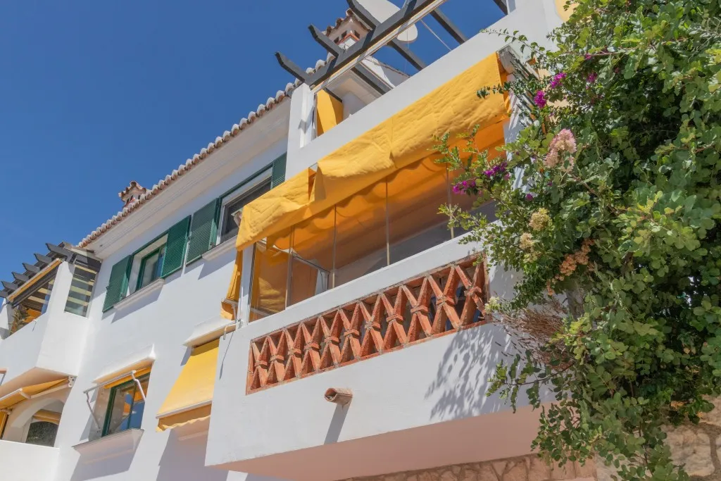 1316a8ef-40bf-4da8-9e77-349f235cdd4b