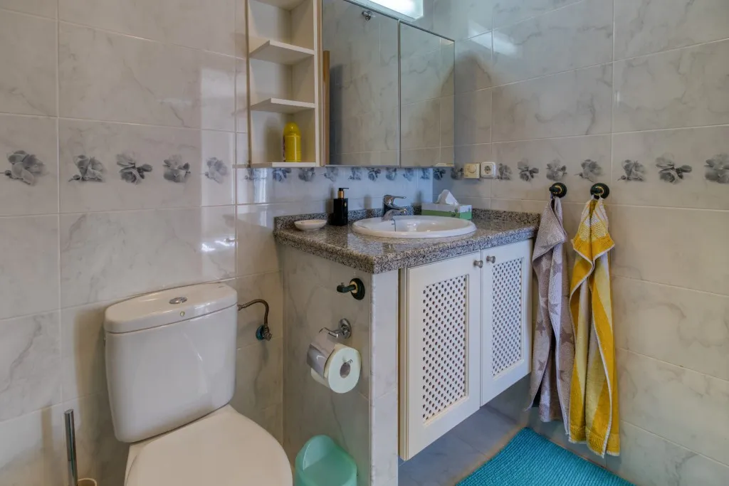 1f7e6752-905a-46b6-a640-3f4e1ad605fd