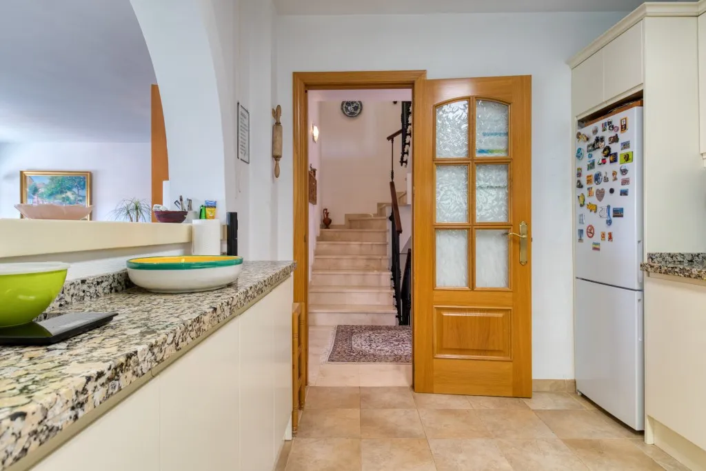 31c178c5-2ed7-4f72-9c18-434cd233032a