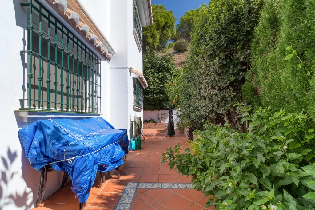 40f773ae-e195-42b4-9e6c-2afb8bcf5f53