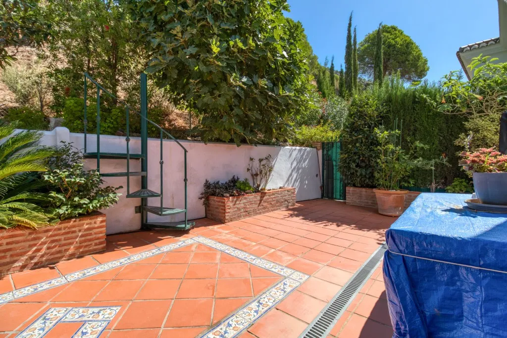 5c8a1c85-5663-4cc0-b23b-61f1f6f79c17