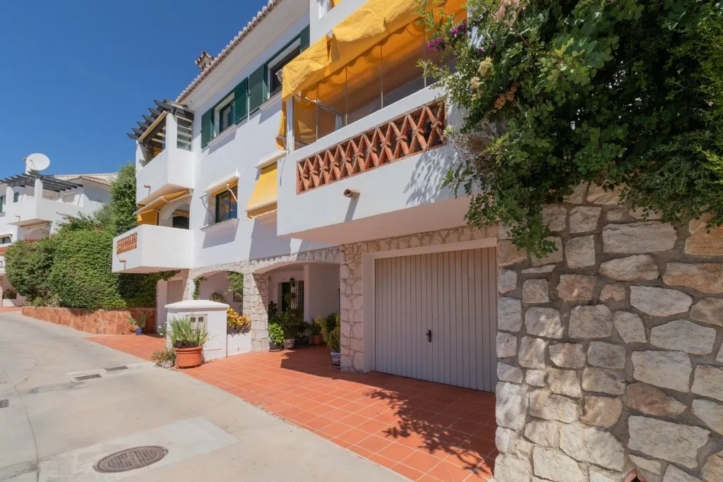 7844904b-ed43-4578-8674-0def3af2baf9