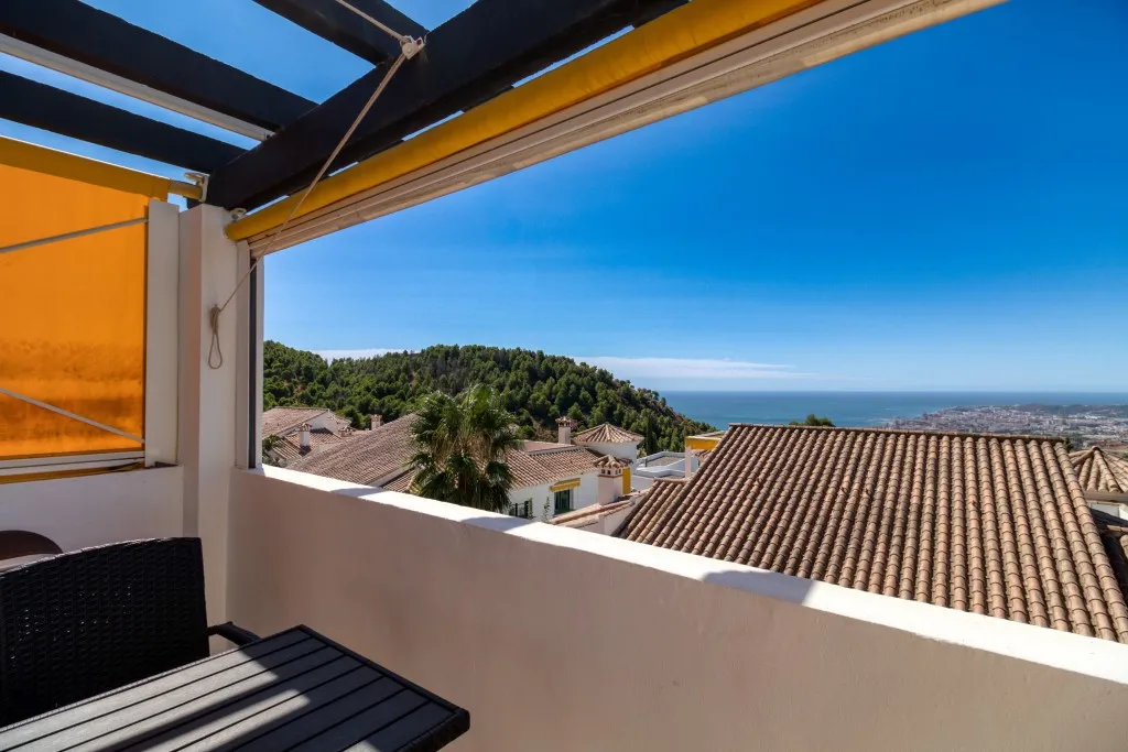 99105c49-87d2-4464-b16e-f652492c5cde