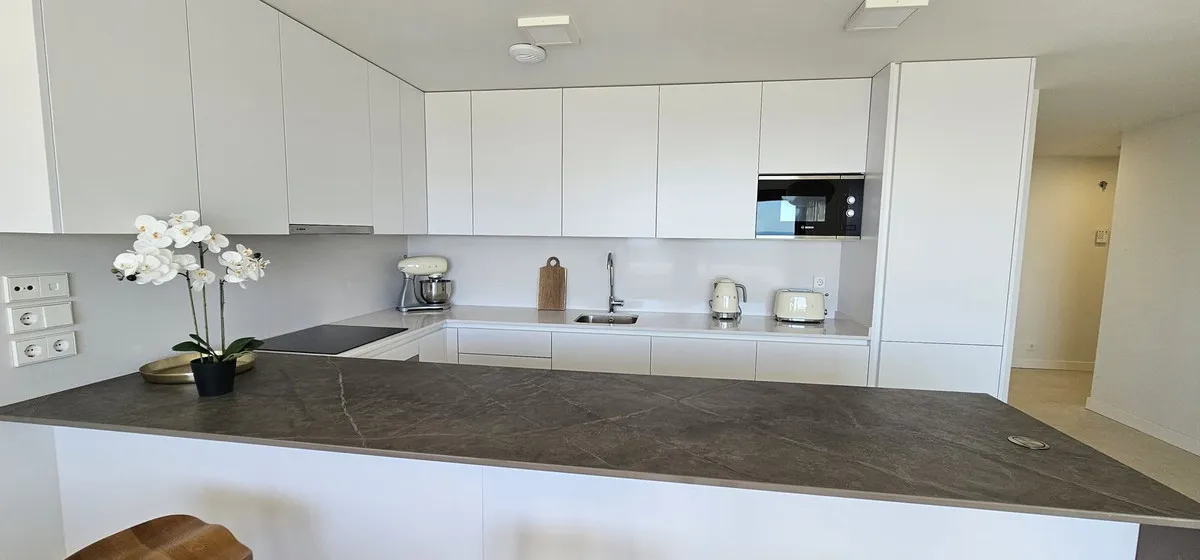 c526b59f-68ef-49d7-8de3-4089425c9116