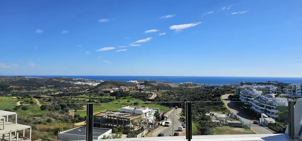 ef1be8b2-b87d-4fb9-a5ec-21e5e4a28a33