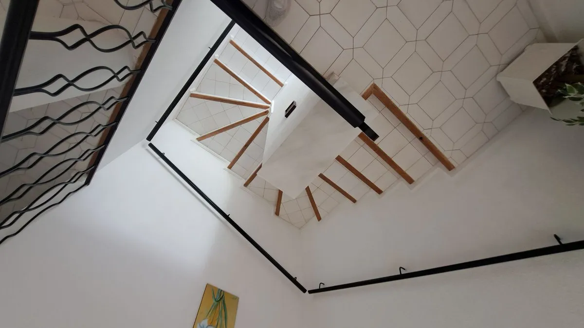 5241d389-b684-4502-a2ec-69d76e6ac3f5