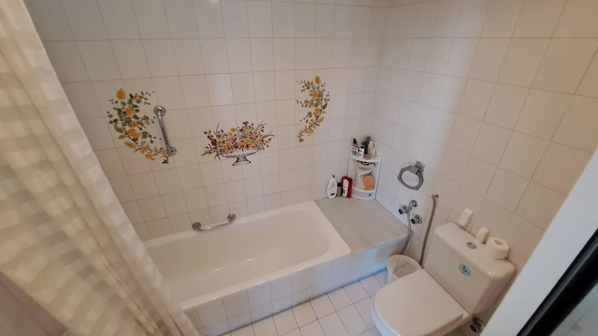 52d666dc-b97b-436a-ba6d-af650b0e8461