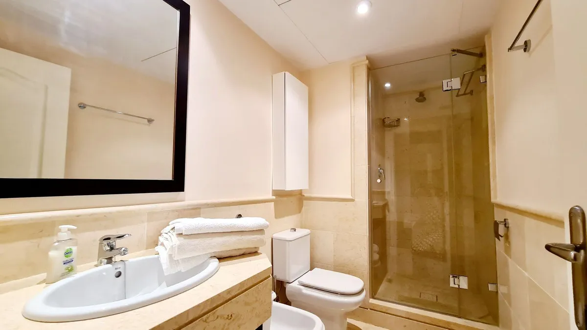 13906344-462f-4cf8-82c0-b0bcb5208c51