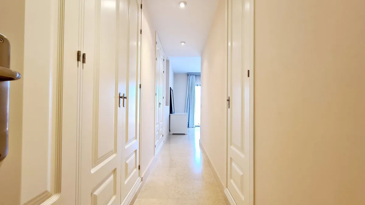 b7112fb4-32c8-4903-9940-9c555dce29fb