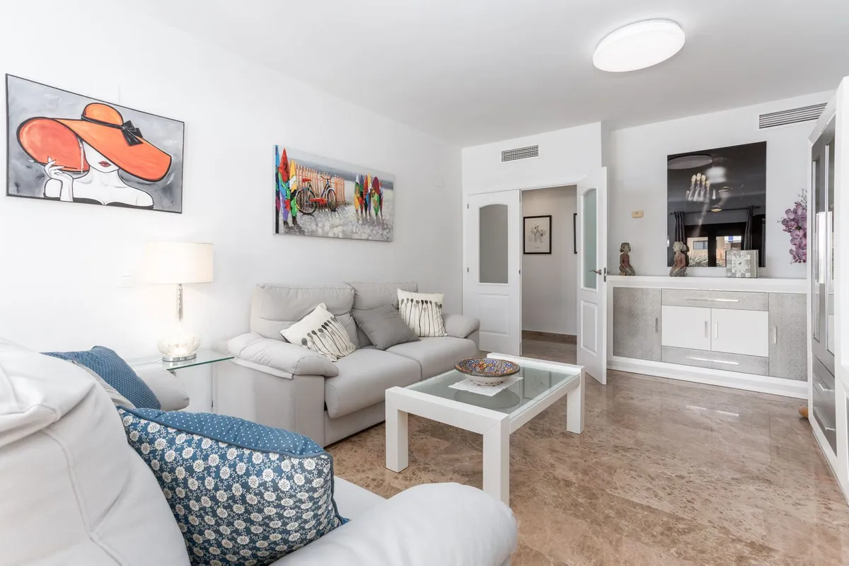 20d96b54-09d2-419b-9aee-4bccd2c7223a