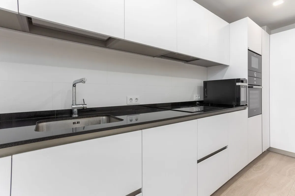 6aecf9ab-a750-4890-8d09-a5d43196d995