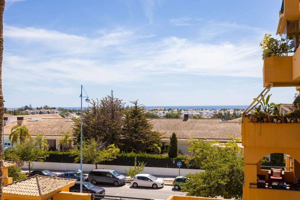 c8e91be3-1055-4078-80ef-08f998acde41