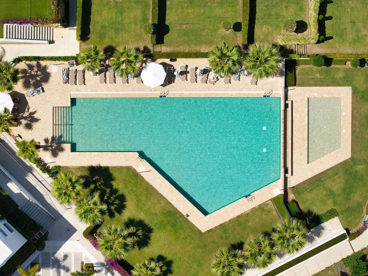 3b5f23c1-e9e4-400f-990a-7d6c3659ad7b