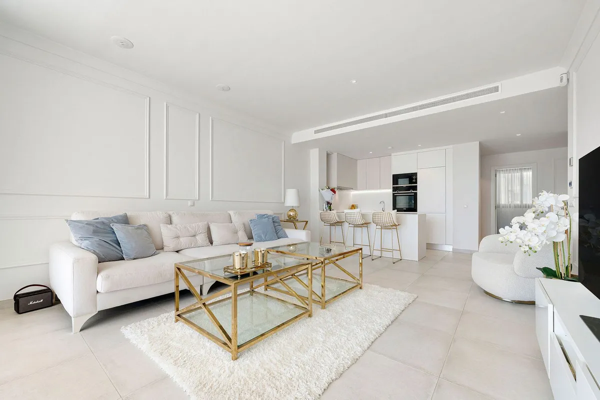 a12af9cd-1d4b-4188-8a8a-611c60bf35ca