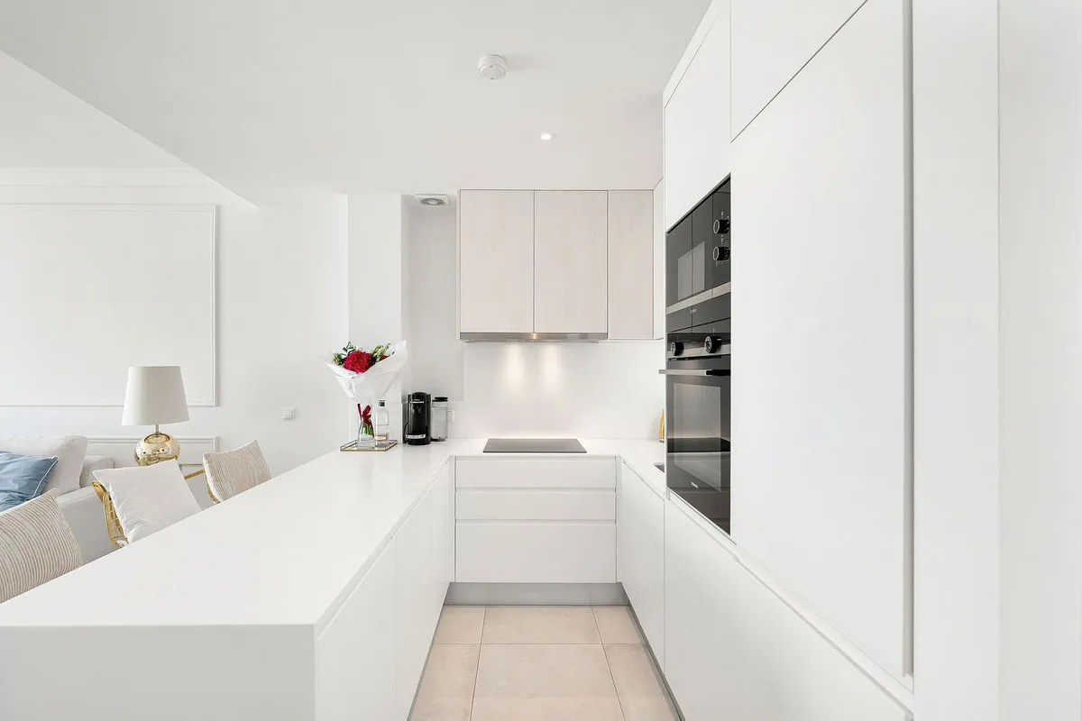 b50cd6fc-70d2-42e6-952d-fddaf7876ec5