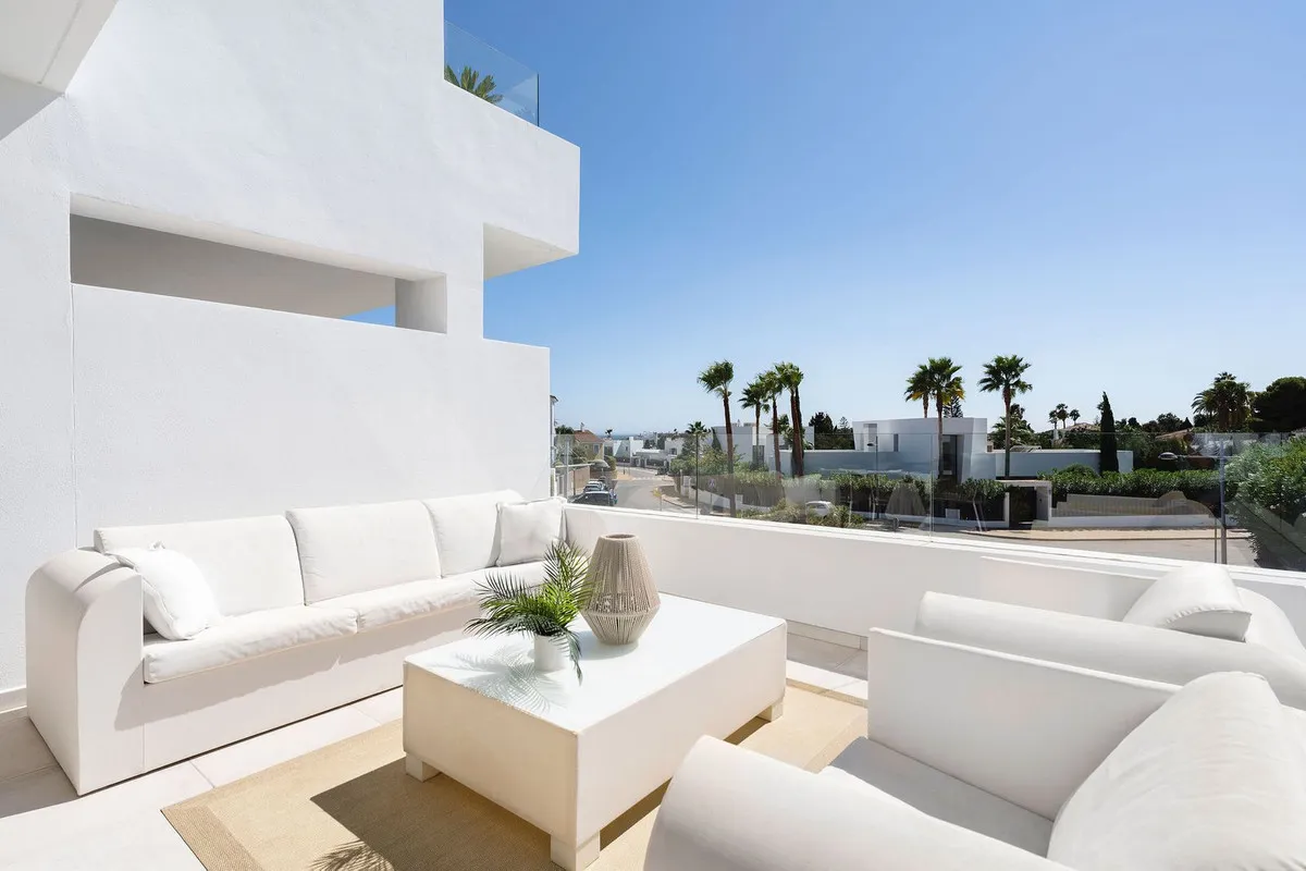 e1804d0e-741d-442c-9b64-61a8059f2df0