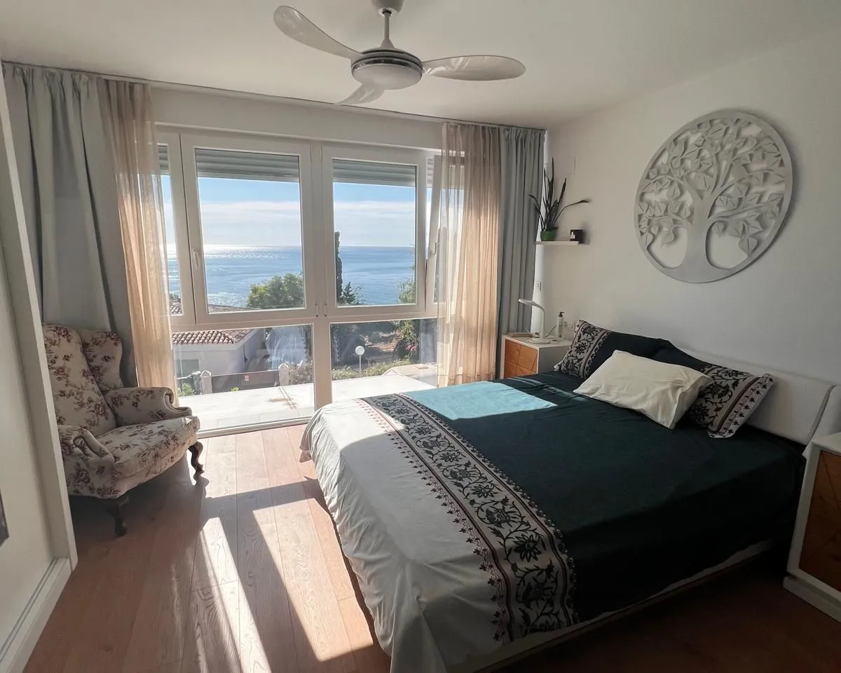 daba7403-b580-4e00-9bf8-52b69a031ebb