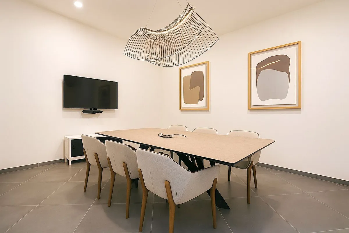 06ca7f63-ddc6-4d0c-9d80-4995a3a005bd